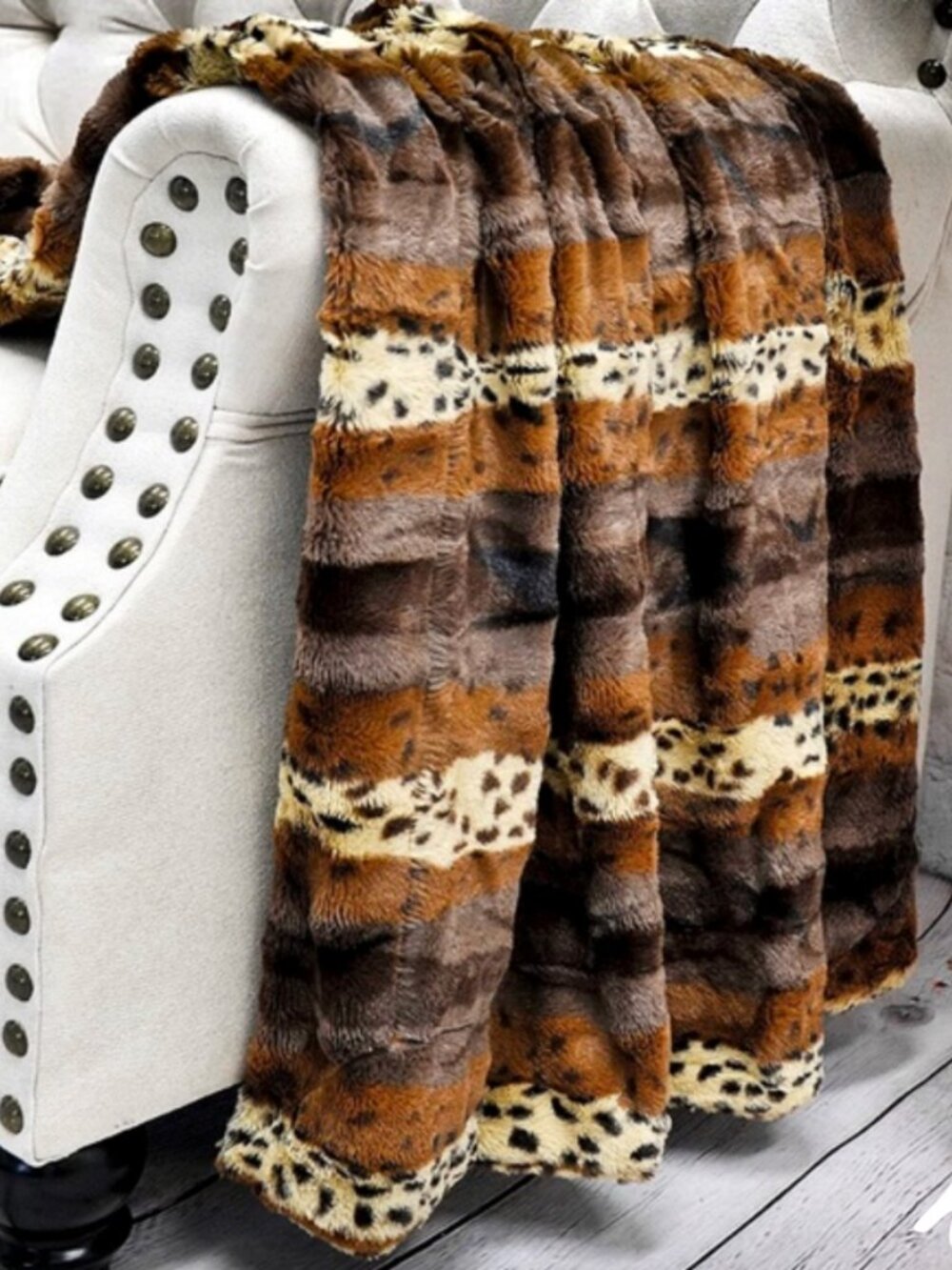 Animal Printed Double Sided Faux Fur Throw 50X60 NWT - Picture 16 of 16